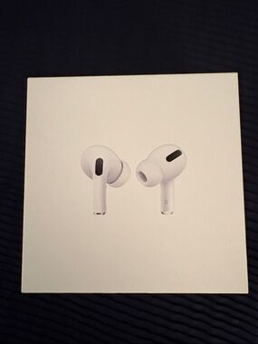 APPLE AirPods Pro Model A2084 with Wireless Charging Case and Charging Cable